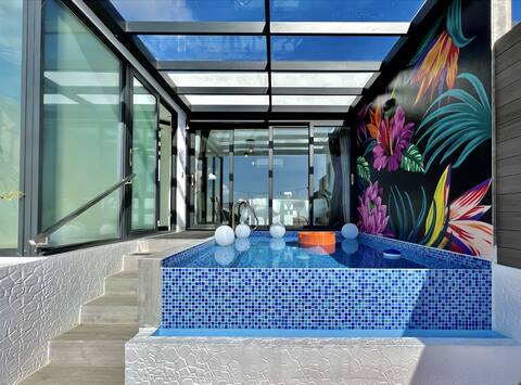 Sunset Suite| Romantic Haven|Private & Heated Pool