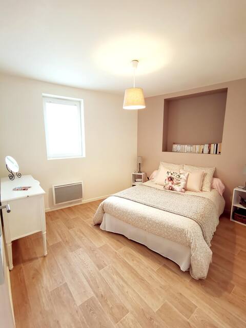Comfort apartment in the heart of the village of Blesle