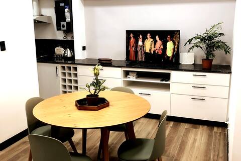 Exclusive, big and Luminous Entire Apartment