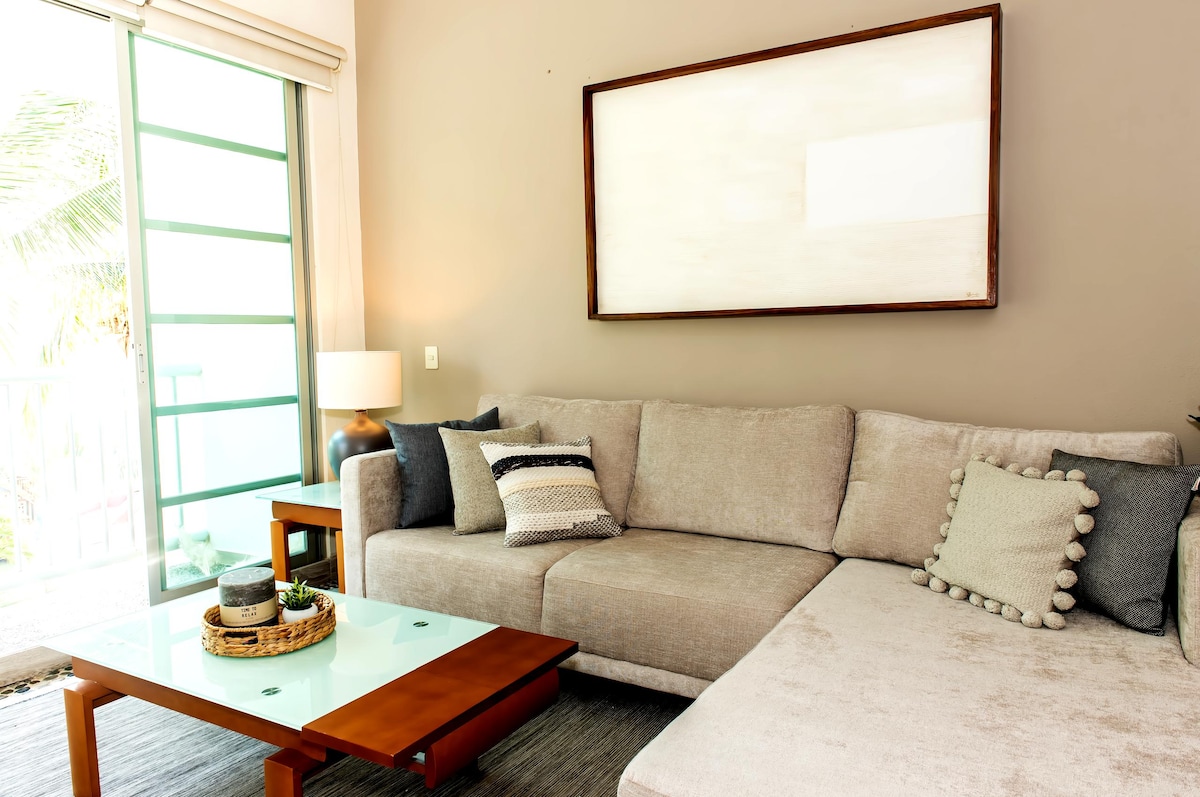 Beach club, tennis, paddle tennis and more | Mayan Lakes 11 - Serviced apartments for Rent in Acapulco, Gu, Mexico - Image 1