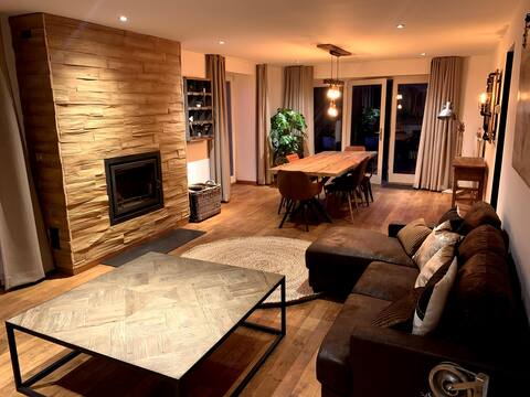 3 bedroom house with Outdoor Jacuzzi