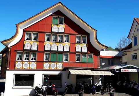 Cozy apartment with terrace Pfauen Appenzell