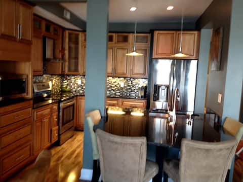 LAKEFRONT CONDO #309 WITH PRIVATE BALCONY