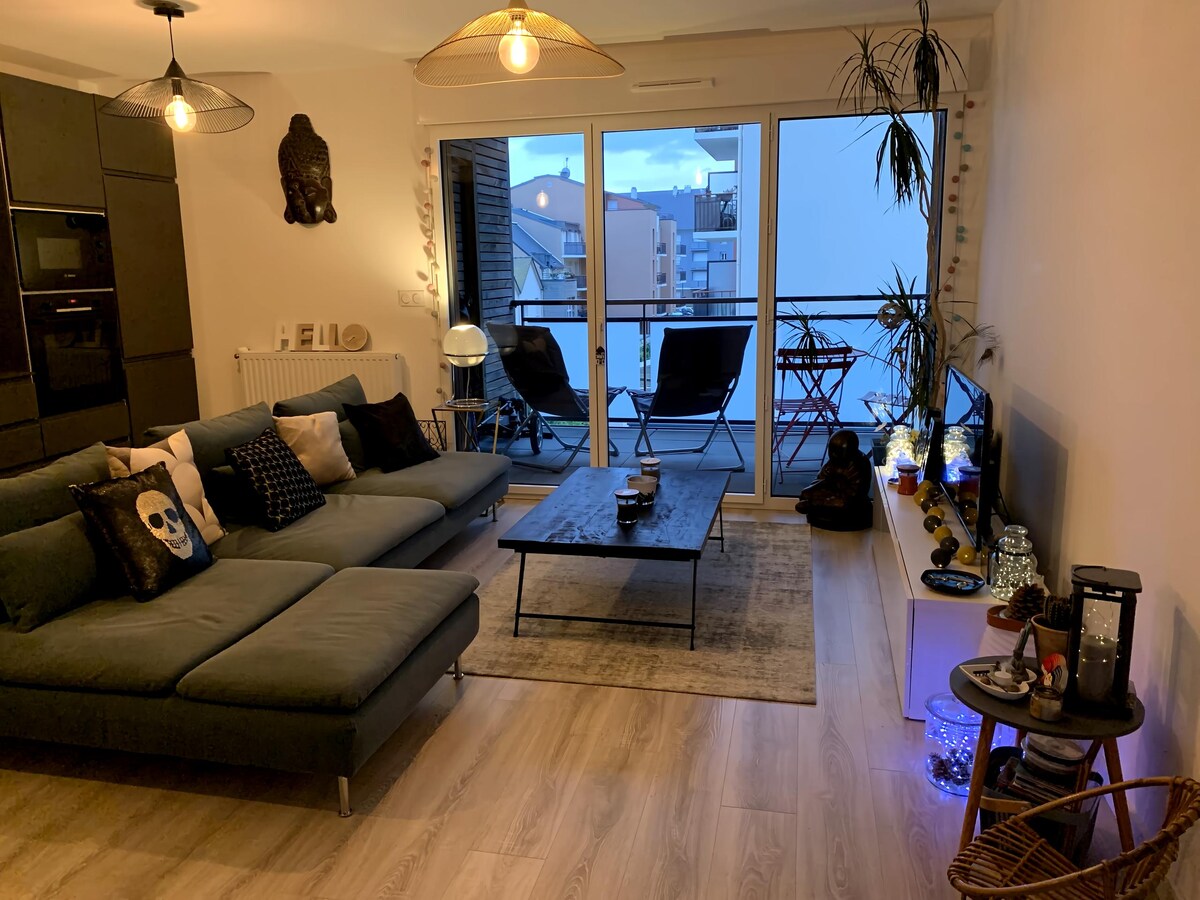 Successful Airbnb property: Apartment close to Intra and train station in Saint Malo