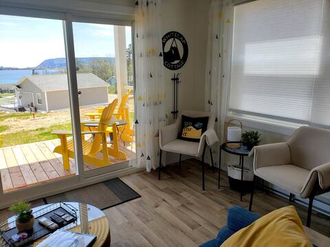 Whitecap Cottage - Beachfront Cabot Trail