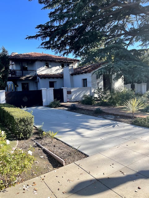 ROSE BOWL CASA