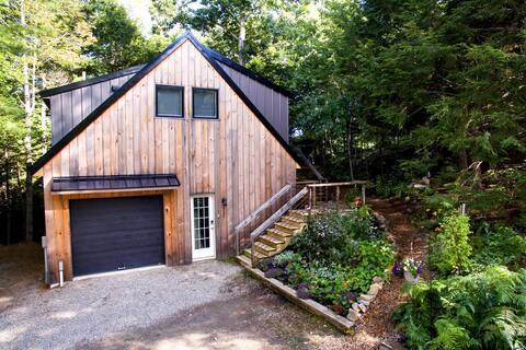 Modern Hillside 1 BR near Damariscotta/Newcastle