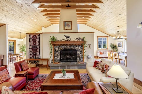 The "Lodge", Spacious, Views, Peaceful