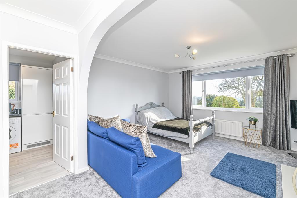 Top Airbnb: Oakview Annexe, private entrance in Cheshire West And Chester