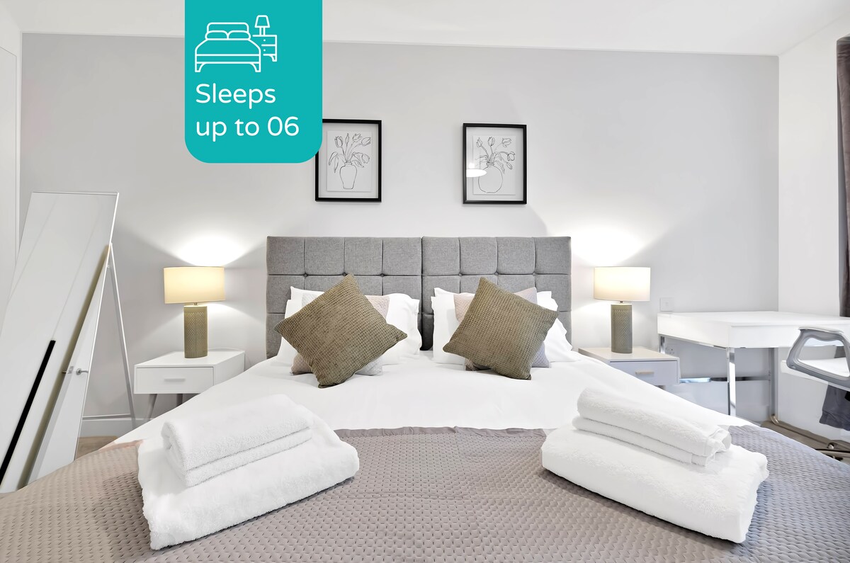 Top performing Airbnb: Belmore 2 Bedroom Luxury Apt. with Parking - 09 in Elstree And Borehamwood