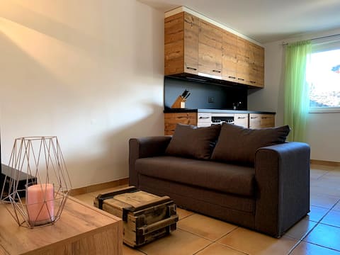 Brand new apartment - View, terrace and private parking