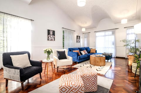 Charming Thigiri Villa