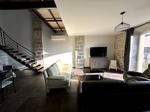 Pleasant cottage 6/7P 10 min from Millau - Viaduct view