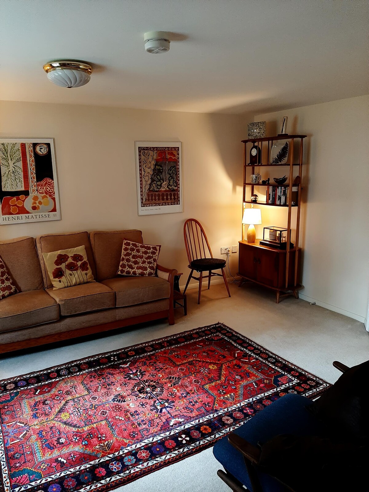 Top Airbnb: Wells City. Easy access two bed ground floor flat in Somerset