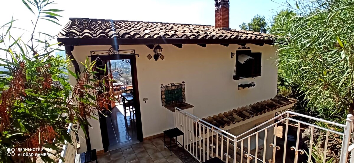 Top Airbnb: Charming garden accommodation with stunning views in Castellammare Del Golfo