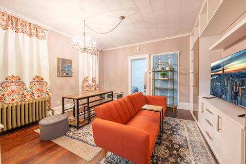 Quaint & charming century-old brownstone near NYC