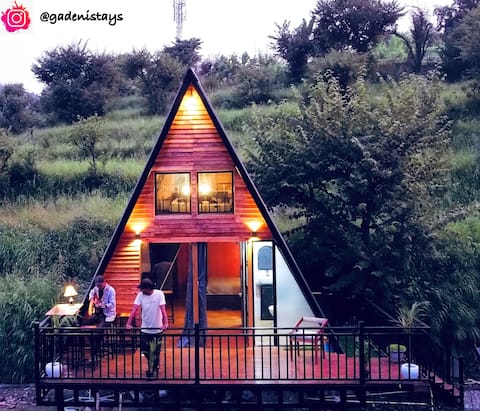 Gadeni stays : A-frame cabin at Naukuchiatal