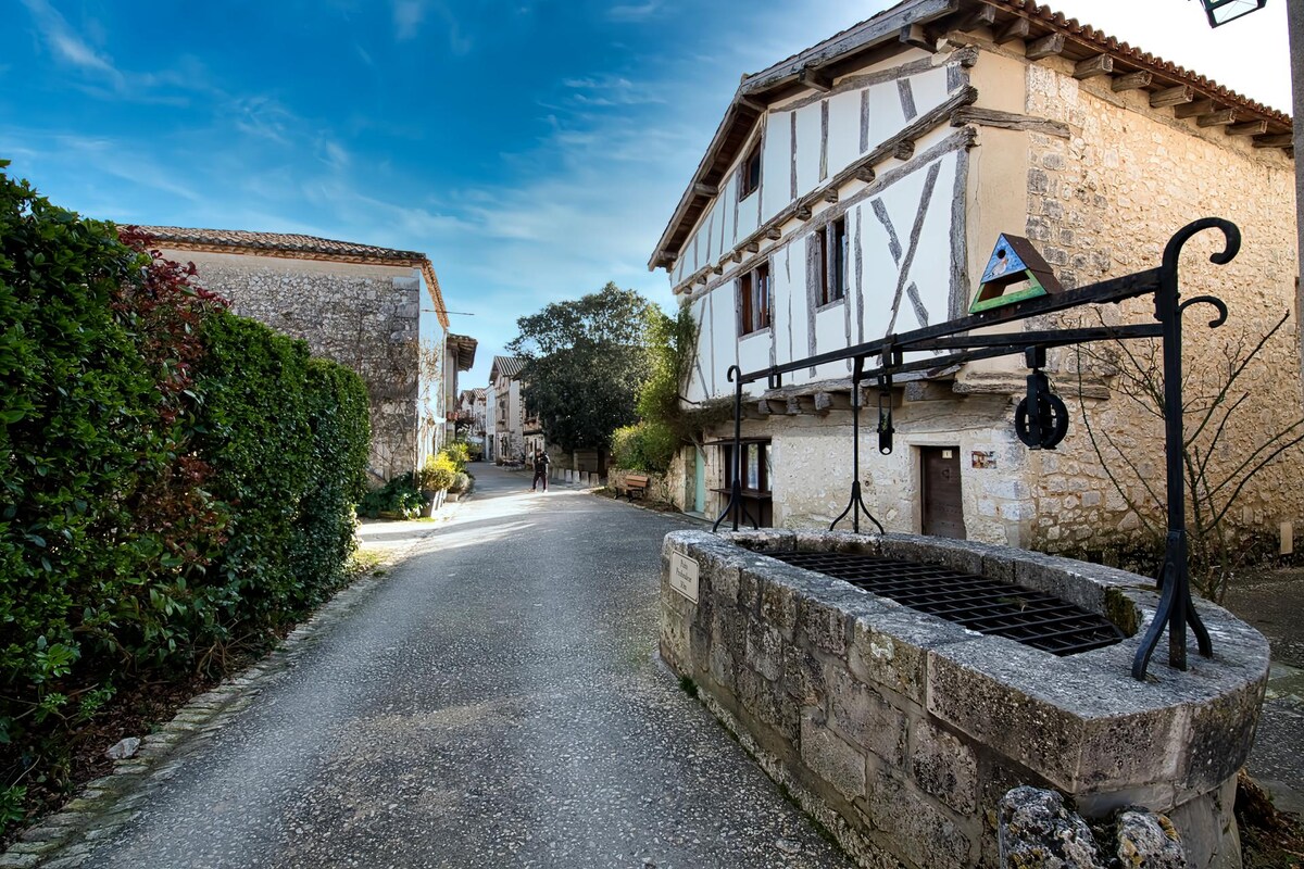 Successful Airbnb property: The Well House (16th century) in Lot Et Garonne