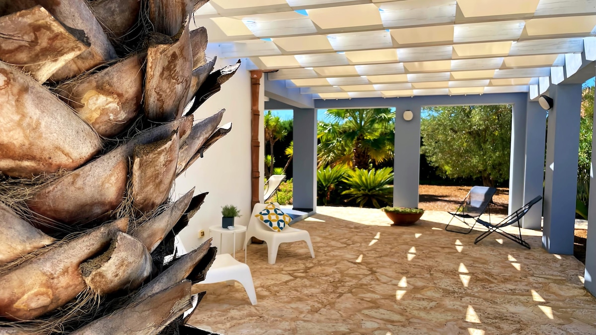 Propriété Airbnb réussie: CasÆmì. A stone's throw from the Mediterranean Sea à Menfi