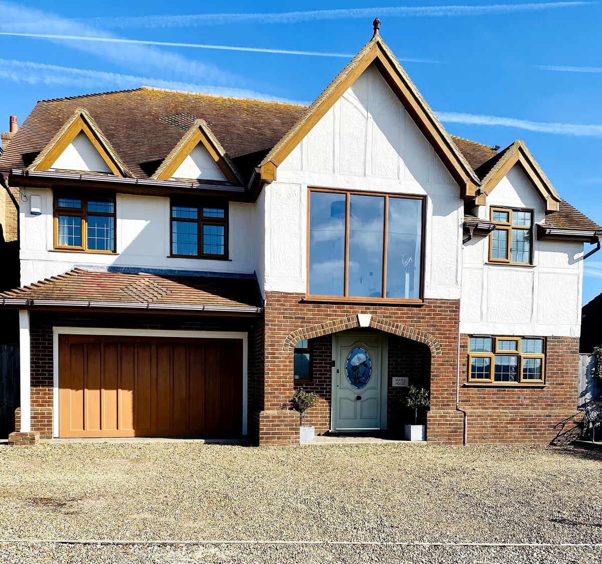 Airbnb performant: Luxury 5 bed, 5 bath house with countryside views à Chestfield