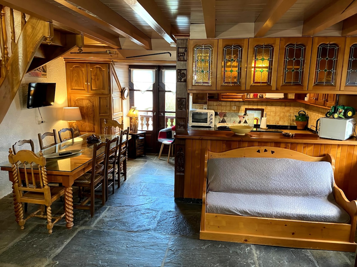 Airbnb con mejor rendimiento: House with authentic charm on a watermill en Loudenvielle