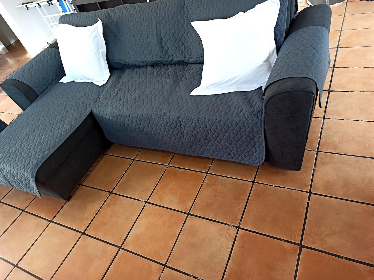 Leistungsstarkes Airbnb: First floor, also adapted. in Sant Feliu De Guíxols