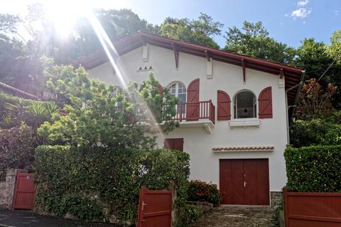 Charming home in the Basque Country,close to the beach/4 bedrooms.