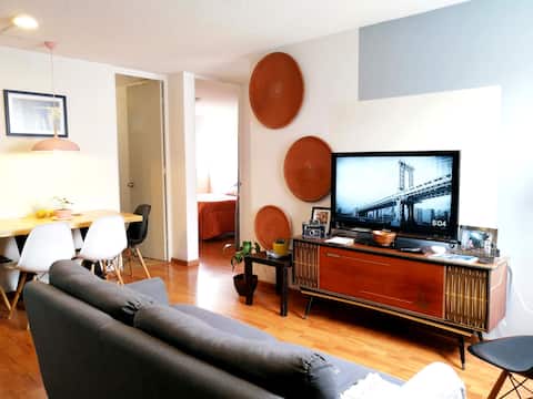 Apartamento Mid Century en Urbanización Cerrada