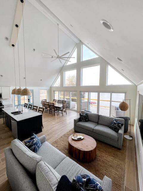 Luxury Lake House: Stay French Lake