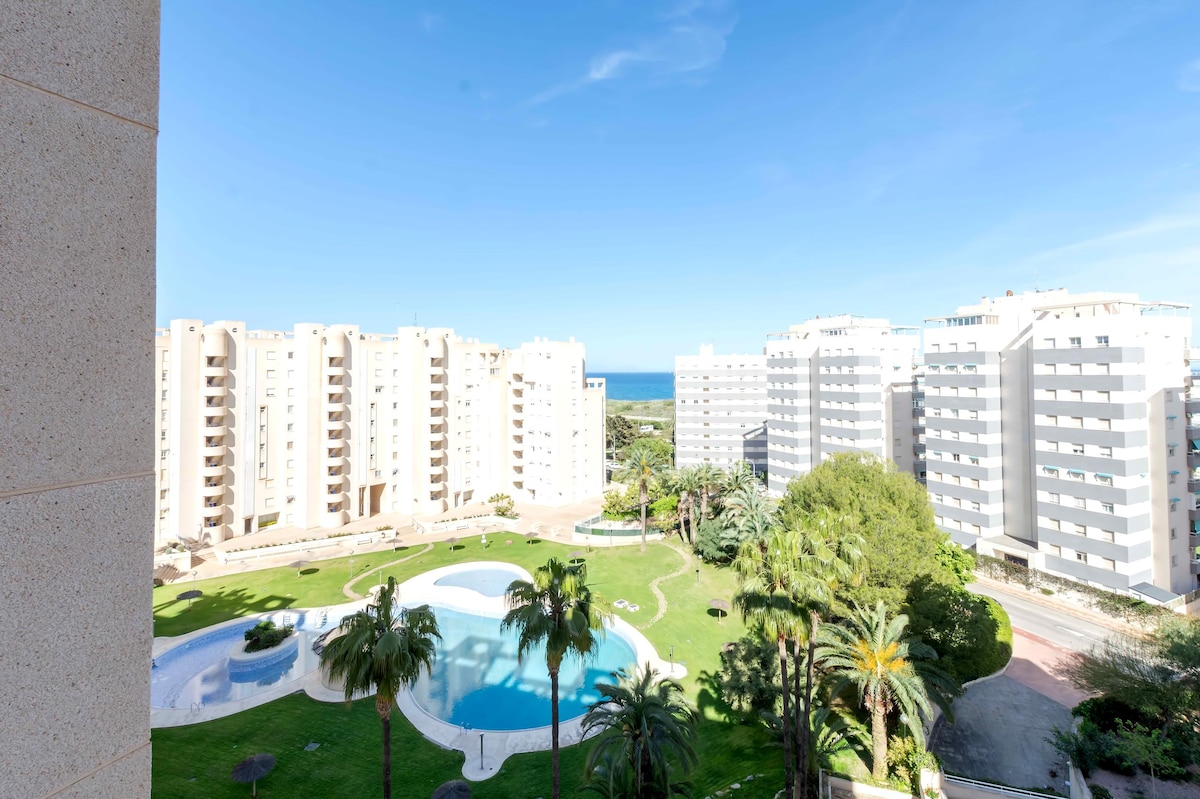 Propriété Airbnb réussie: Apartment for rent with pool and sea view à El Campello
