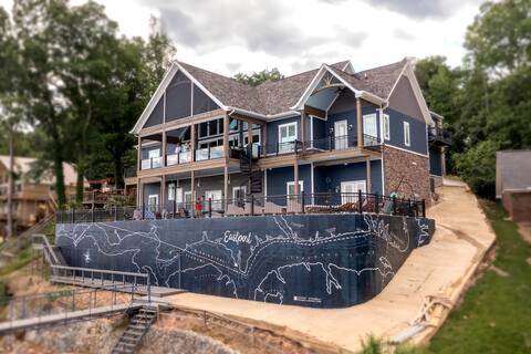 Bella Casa: Memories are Created Here.