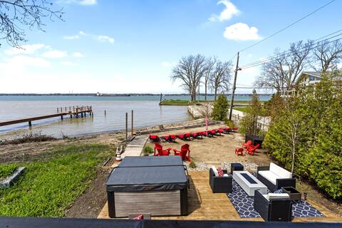 Year Round Hot Tub, The Beach House