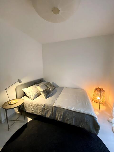 Yverdon-les-Bains
Chambre cosy
7 min from the center