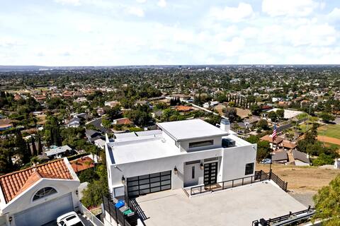 360° HILLTOP VIEW / Ultra Modern / 15min DISNEY