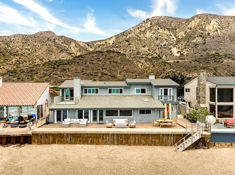 Sandy Cove House on Faria beach
