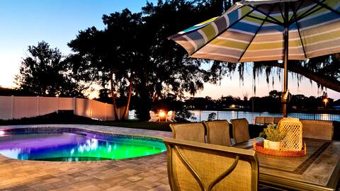 Lakefront Luxury: 5BR w/Pool, Game Lounge, MediaRM