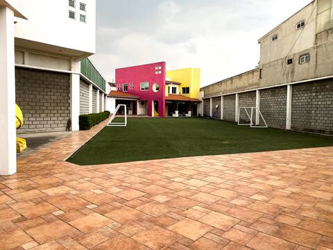 Cozy House | Huge Yard | Free Parking