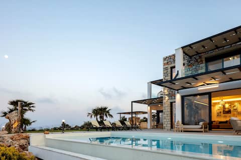 Villa Empire Ultimate Luxury villa - heated pool