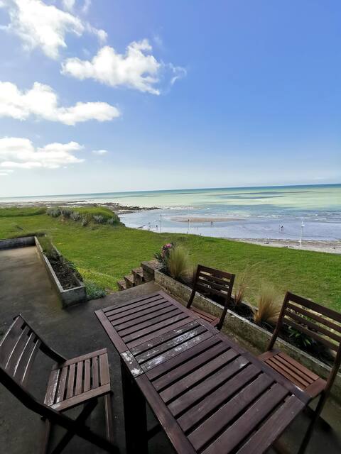 Stunning full sea view apartment