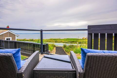 Ocean Front "Come From Away Getaway"