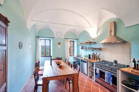 Cozy cottage "Tasso 7" in Civezza