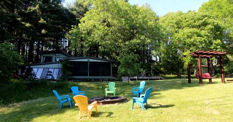 Moon Lake Eco Retreat and Design Studio