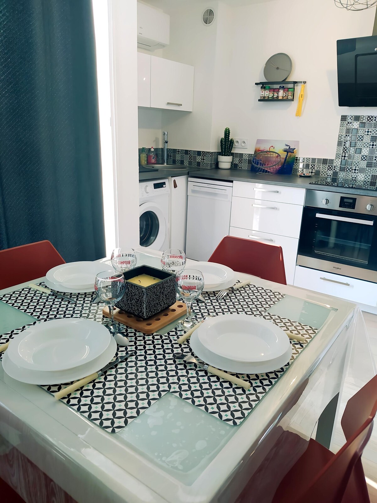 Airbnb con migliori performance: Lovely apartment in residence with pool a Gruissan