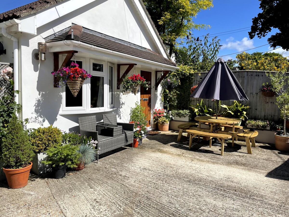 Popular Airbnb listing: Self-contained Annexe Nr New Forest and Beaches in New Forest