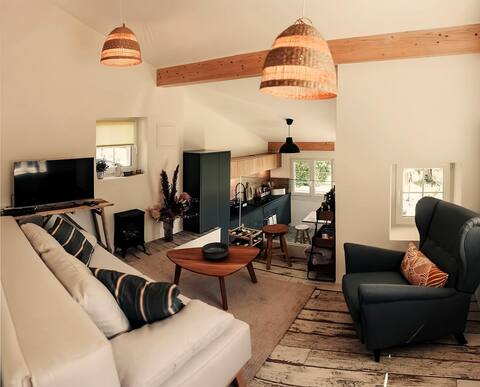 Charming Tiny House 20min from NE & Creux-du-Van