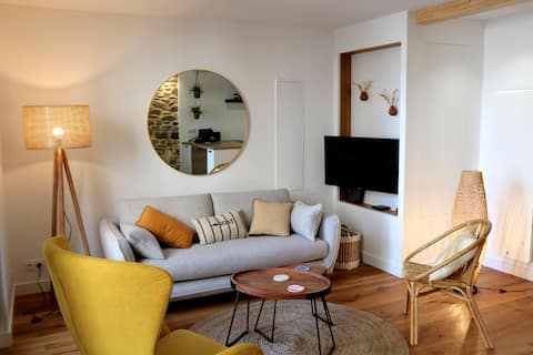 Top Airbnb: Charming apartment - center of Vannes à Vannes