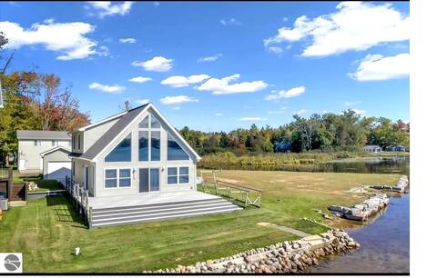 Point Lookout- 4 bdrm Home on Long Lake