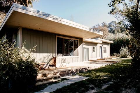 Modern 420-Friendly Retreat with Private Spa