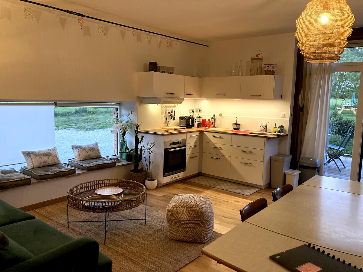 Top Airbnb: Cozy house in a quiet area near the city center, parking in Rennes