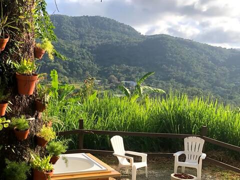 MONTECITO… an escape for two on the mountain.